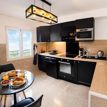 La Demeure Du Taureau T1 Cosy, Clim,wifi, Castillet 15 Min, Parking Facile Perpignan