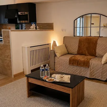 La Demeure Du Taureau T1 Cosy, Clim,wifi, Castillet 15 Min, Parking Facile Apartment Perpignan