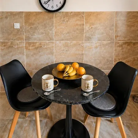 La Demeure Du Taureau T1 Cosy, Clim,wifi, Castillet 15 Min, Parking Facile Apartment *